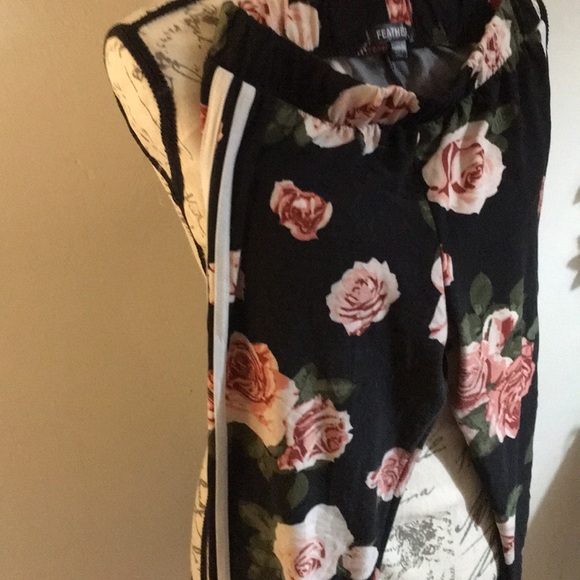 Floral print leggins - Picture 3 of 3